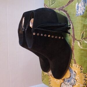 Vionic Faros Black Suede Leather Fringed Ankle Boots, Size 9